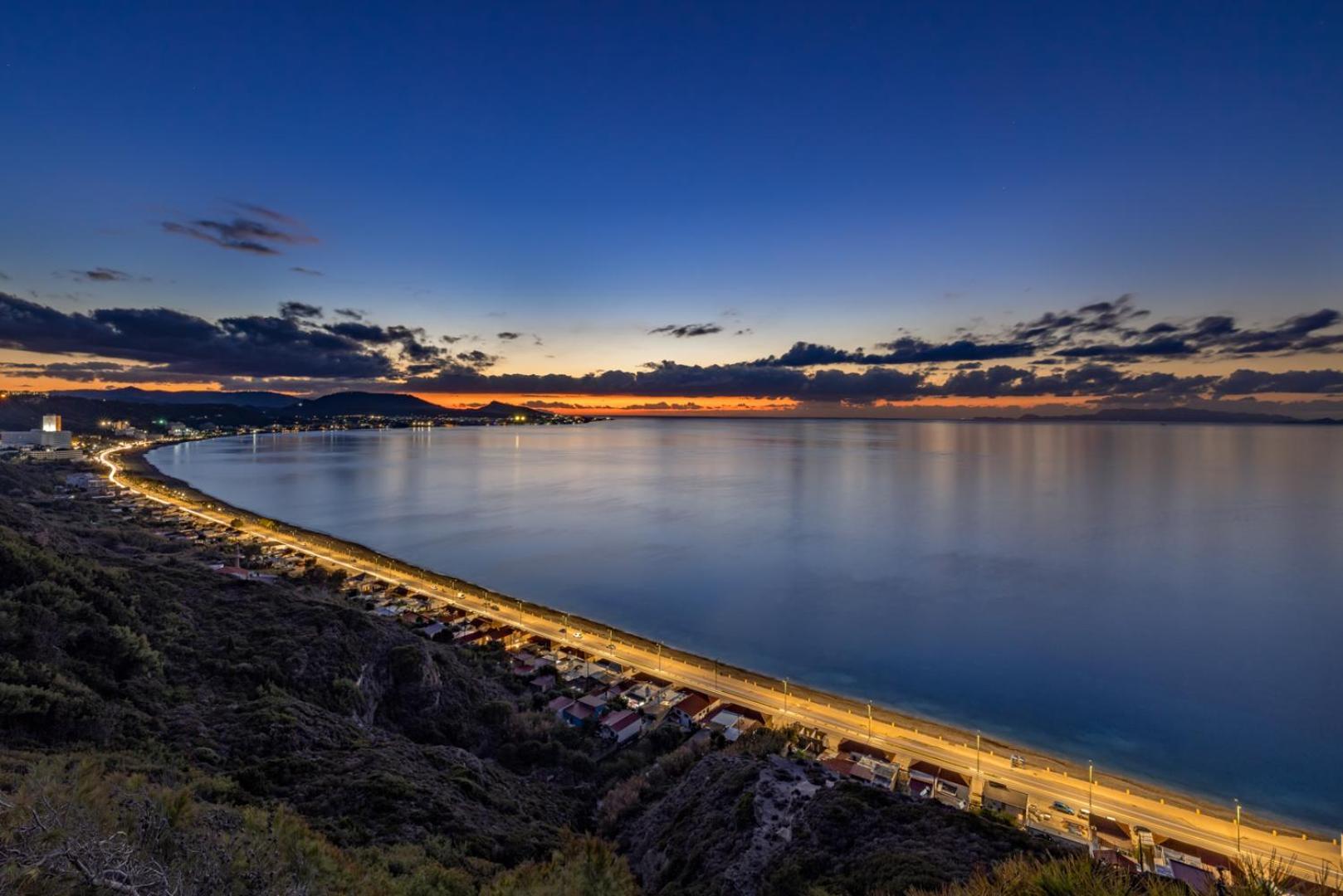 Lihi's Sea View Apartment